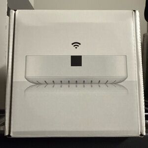 Sonos BOOST Wireless Network Adapter – White – NEW Sealed – UPC 878269000853
